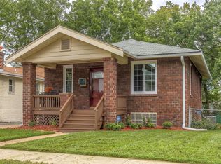 7407 Richmond Pl, Saint Louis, MO 63143