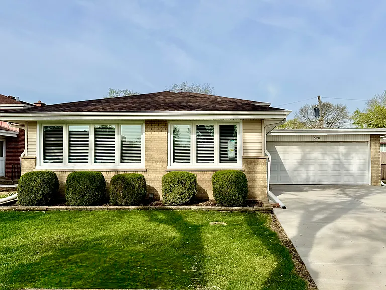 690 S Westgate Rd — Photo 1