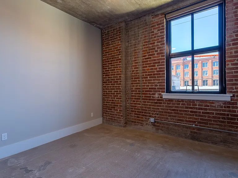 Kretschmer Lofts — Photo 30