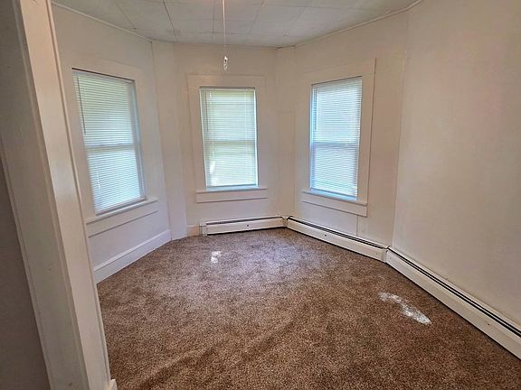 5th image of 32 Westminister St