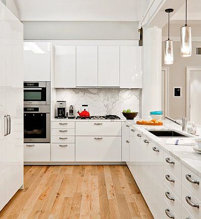 4th image of 27 N Moore St APT 3F