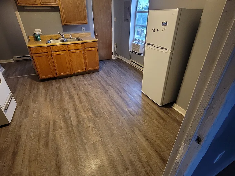800 Washington Ave #5 — Photo 2