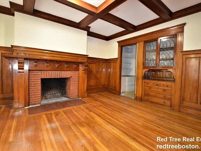 141 Fuller St #1 — Photo 2