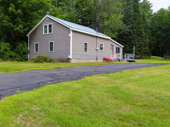 513 S High Street, Bridgton, ME 04009