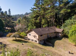 6197 Rohnerville Rd, Hydesville, CA 95547