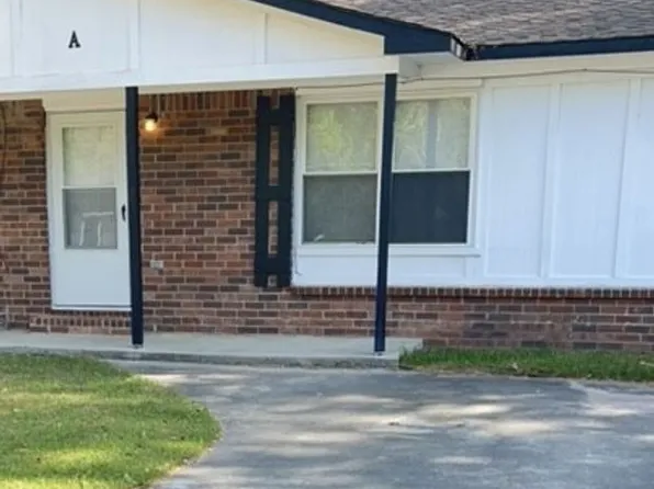 807 Sandpiper Dr #A, Ladson, SC 29456