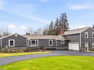 11892 E Hill Dr, Chesterland, OH 44026