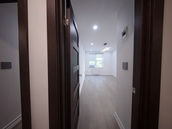 2553 East 7th Street image 11 of 38