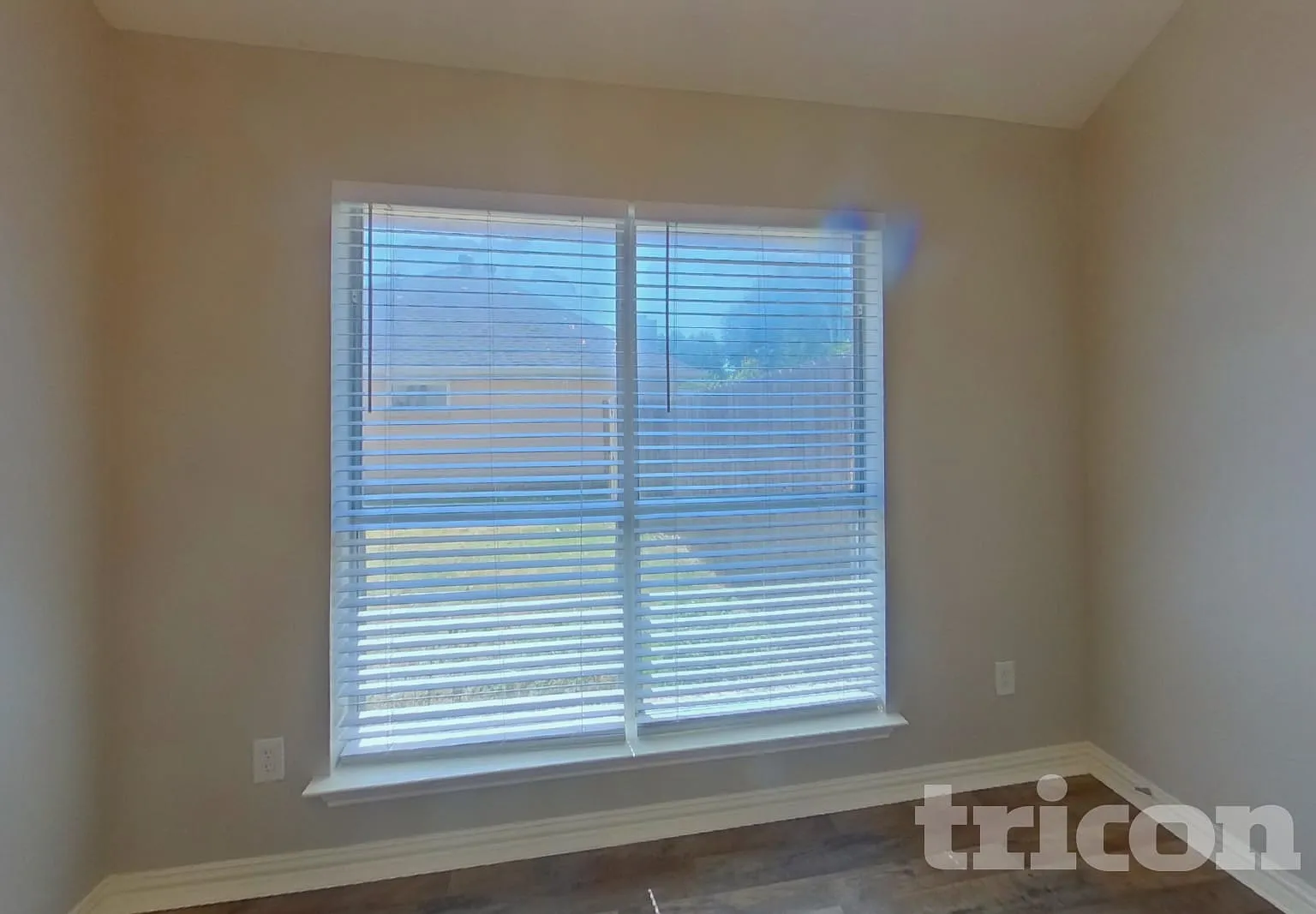 605 Columbia Avenue Waxahachie TX — Photo 4