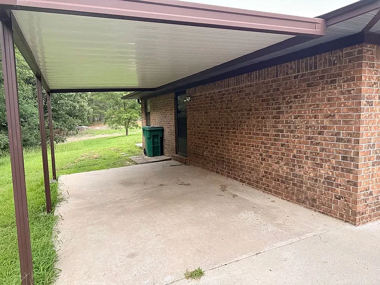 207 Turner Ave — Photo 14