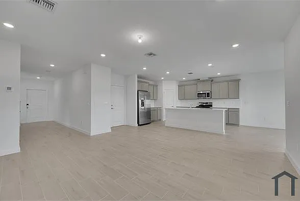 1655 Hoot Owl Holw — Photo 1