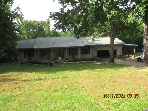 309 Birdsong Dr, Cadiz, KY 42211