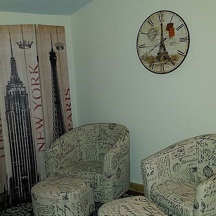 UPSTAIRS LIVING AREA