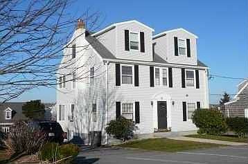 Condo Unit has private entrance.