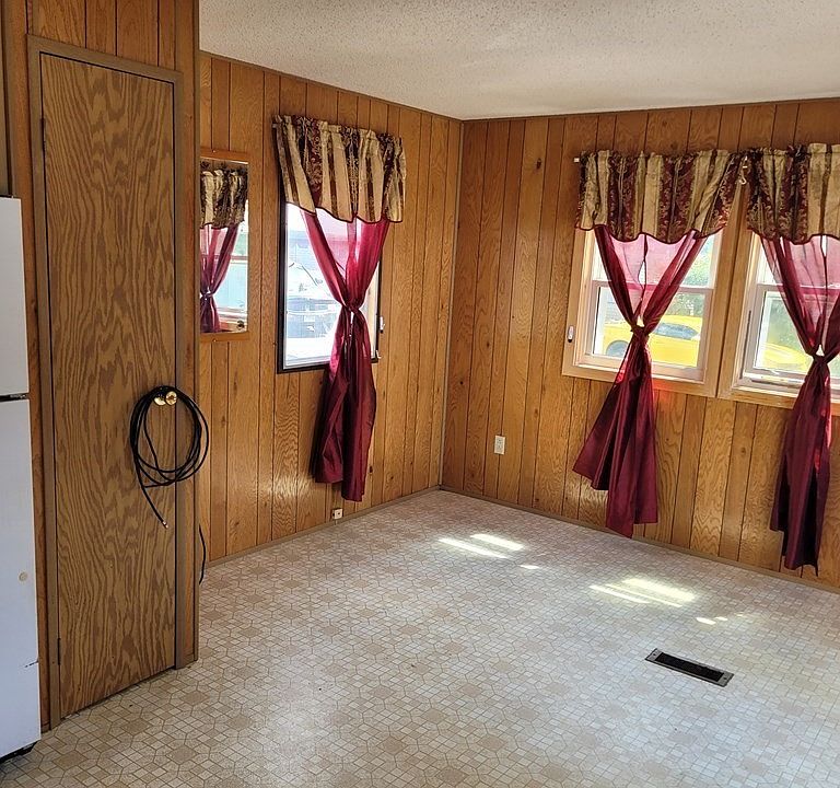 98 Newbury St Danvers MA Zillow