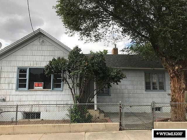 1st image of 214 Sherman St