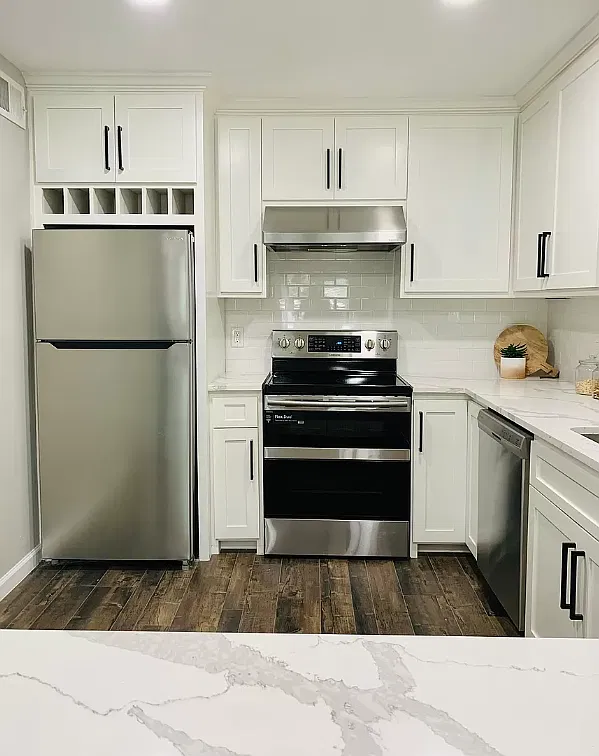 6011 Danbury Ln — Photo 3