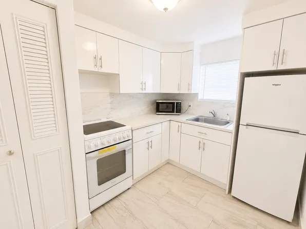 Kingdom Fund 2 LLC, 2519-2521 Pierce St #2519-B, Hollywood, FL 33020