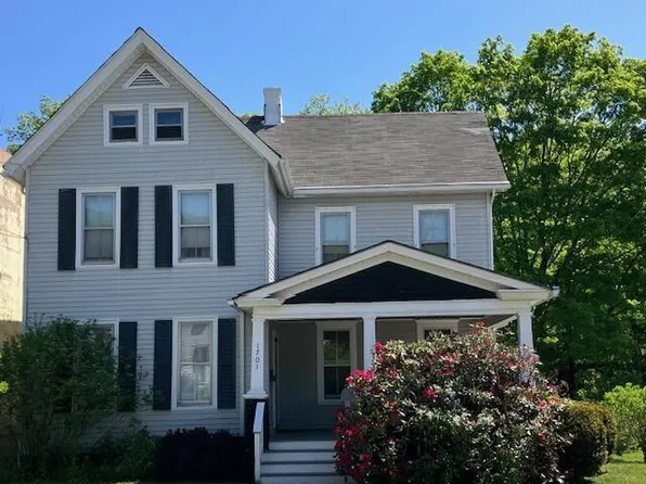 1701 East St, Honesdale, PA 18431