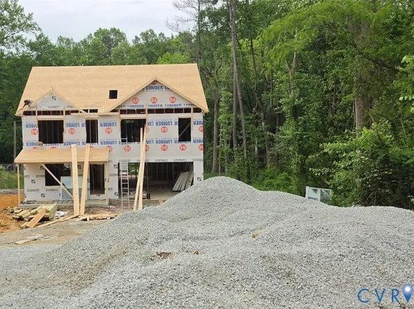 11111 Surry Pl, Chester, VA 23831