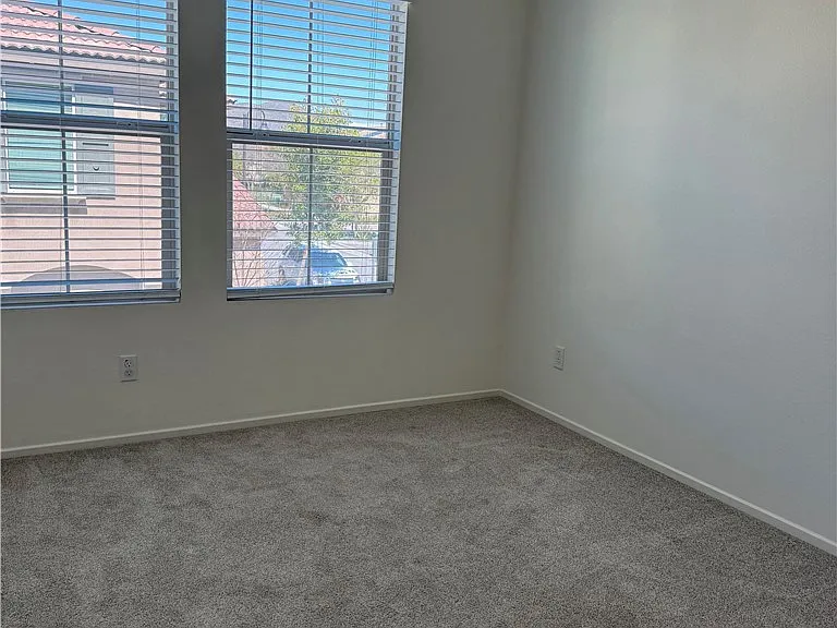30421 Village Terrace Dr — Photo 13