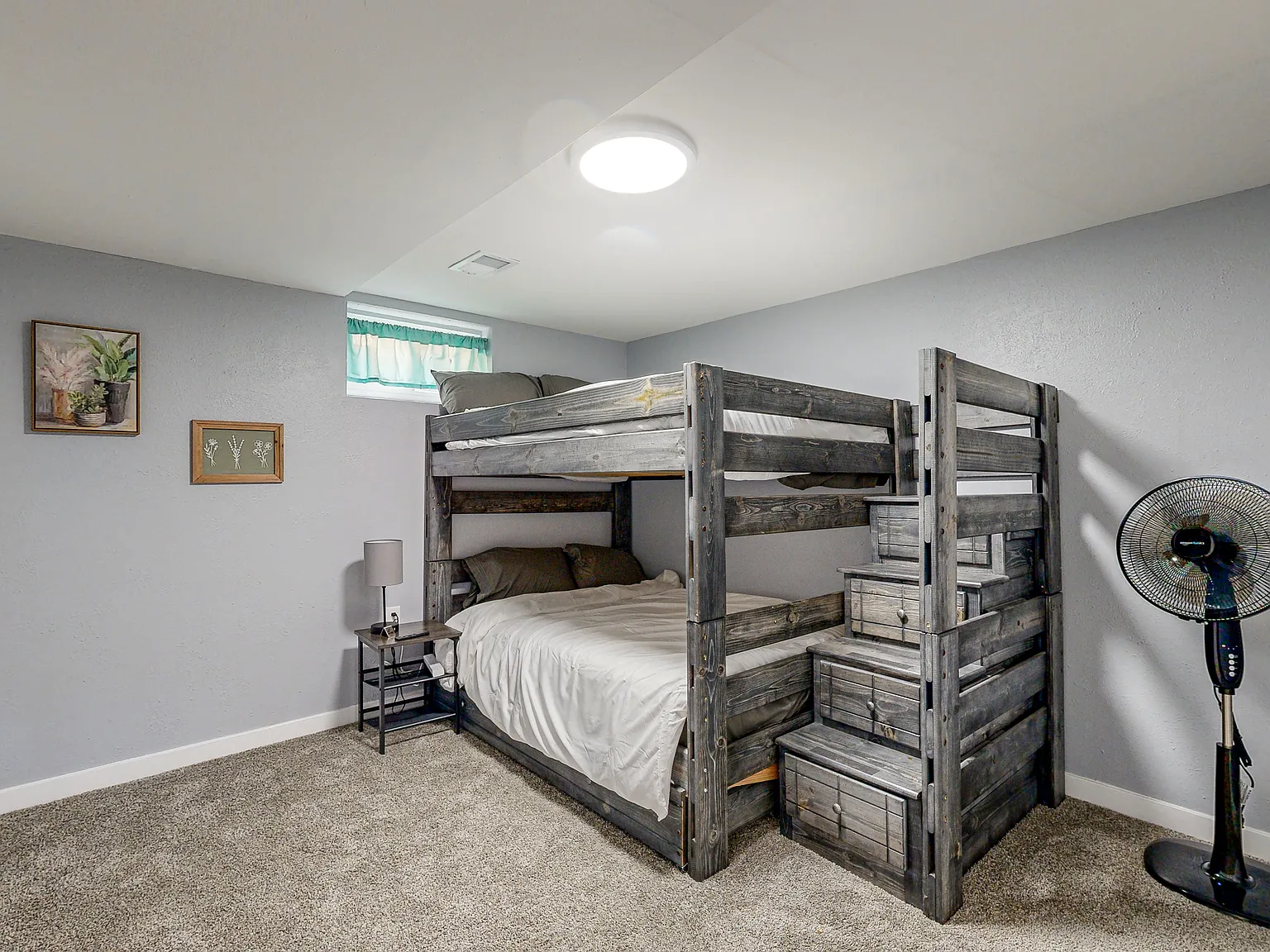 2 bed, 800 sqft, $1,450 — Photo 3