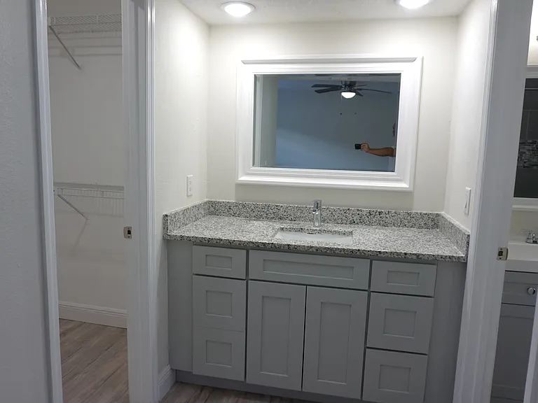 8511 Shady Glen Dr — Photo 11