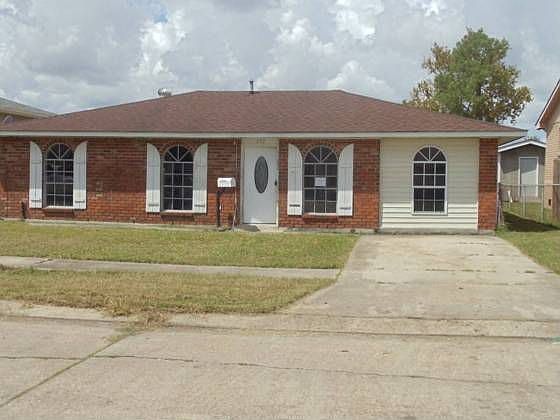 2nd image of 632 Hunterbrook Dr