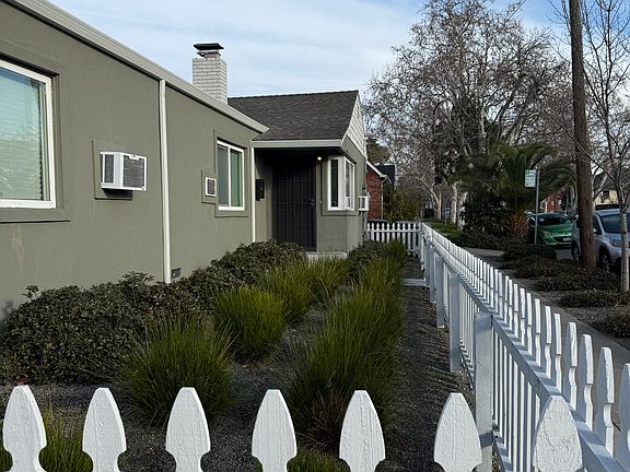 2nd image of 1930 27th St