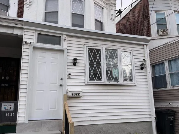 1022 Lawrence Ave, Darby, PA 19023