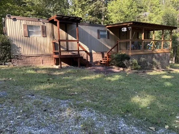 892 Charlies Creek Rd, Iva, SC 29655