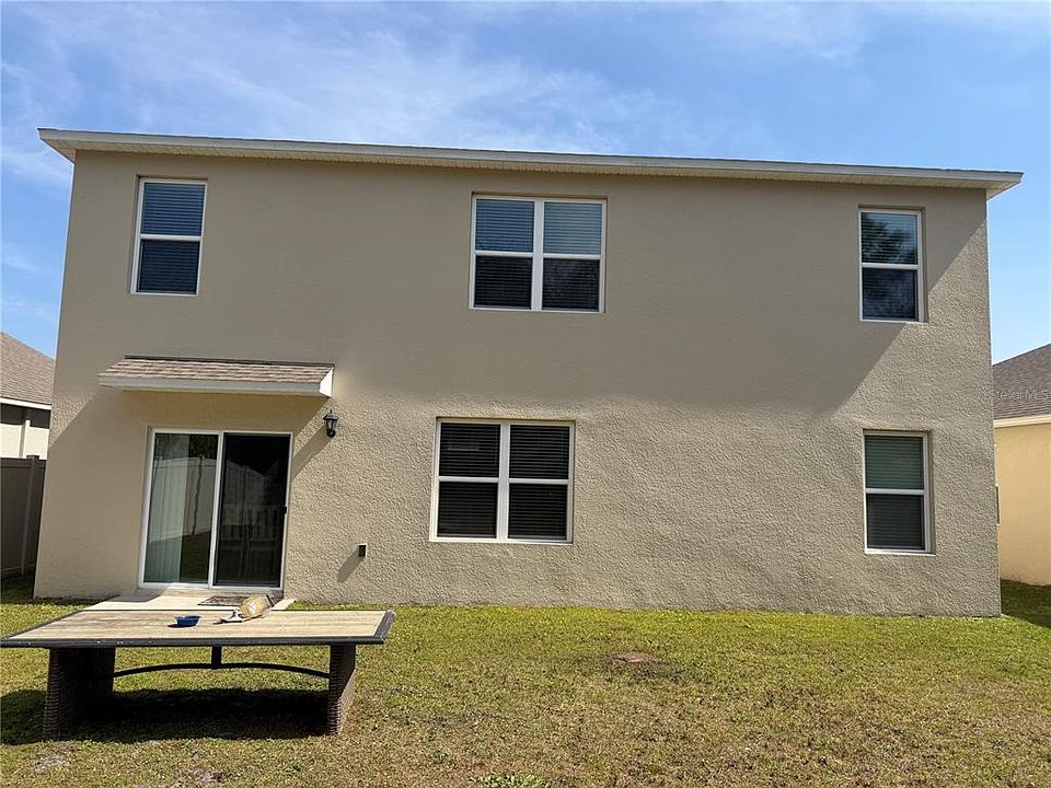 2nd image of 328 Conway Ave