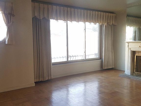 3rd image of 56 Saint Charles Ave