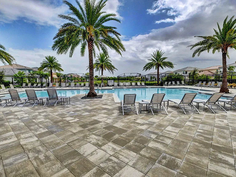 15205 Seaglass Terrace Ln — Photo 60