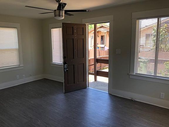3rd image of 14369 Chatsworth Dr #10