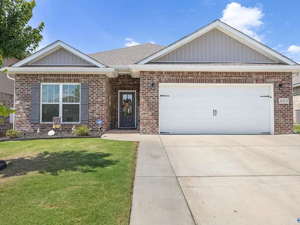 603 Magnolia Place Ln SW, Hartselle, AL 35640
