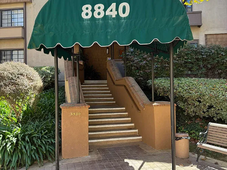 8840 Villa La Jolla Dr #221 — Photo 16
