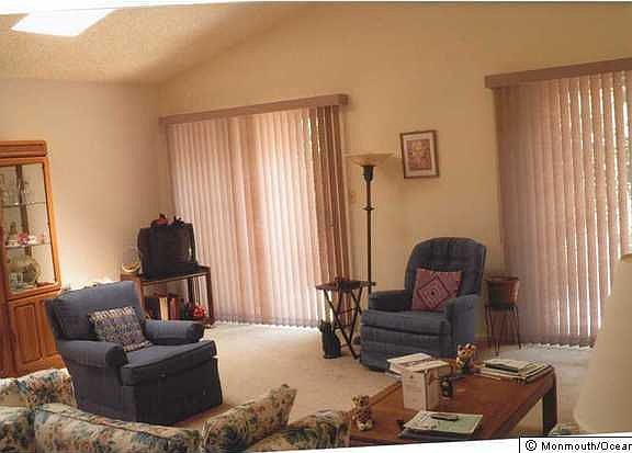 2nd image of 70 Sleepy Hollow Dr