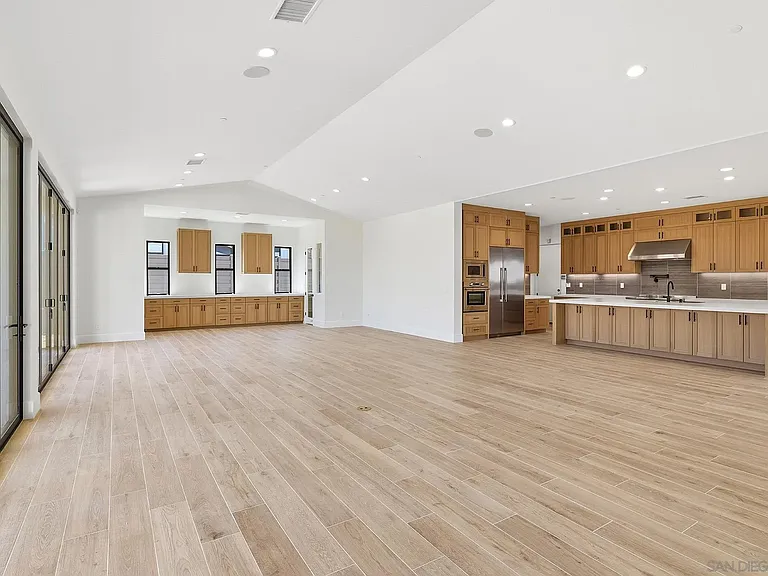 425 Bell Ranch Rd — Photo 12