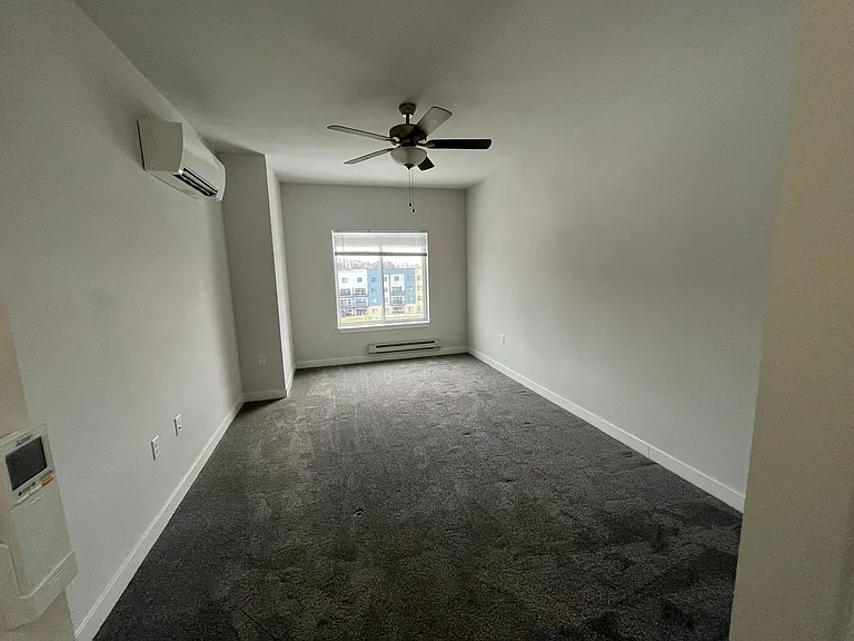 Cottage Grove Commons: Gaston — Photo 29