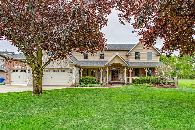 1st image of 537 Hillcrest Dr