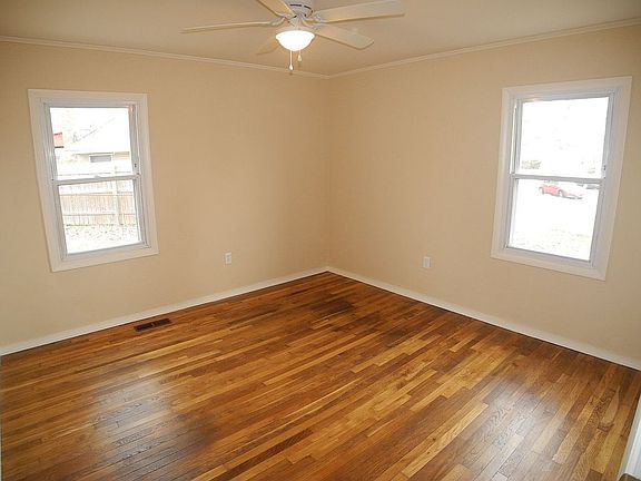 2nd image of 1119 Sunnybrook Dr