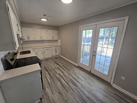 5th image of 620 Brookhaven Ct