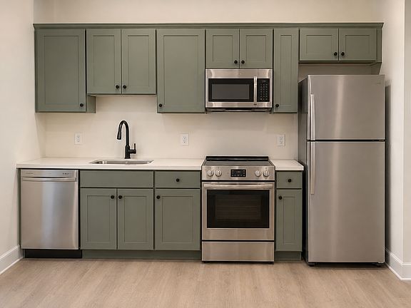 5th image of 427 Farmington Ave #2G