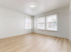 505 Taylor St