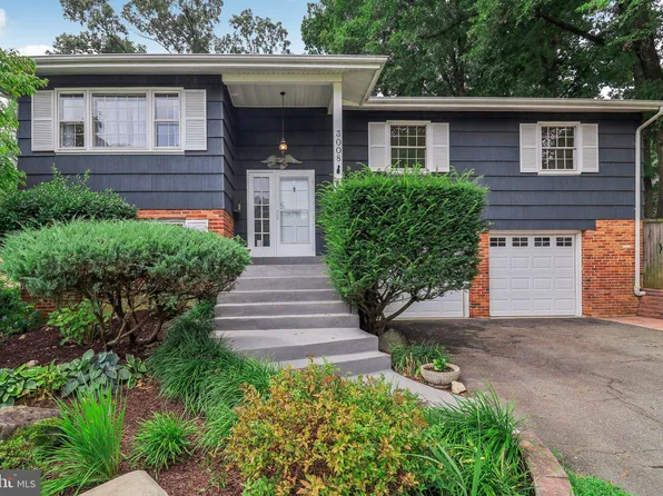 3008 Battersea Ln, Alexandria, VA 22309