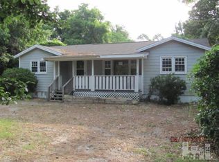 2415 Crossover Rd, Wilmington, NC 28401