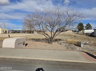 11821 Socorro Rd, Socorro, TX 79927