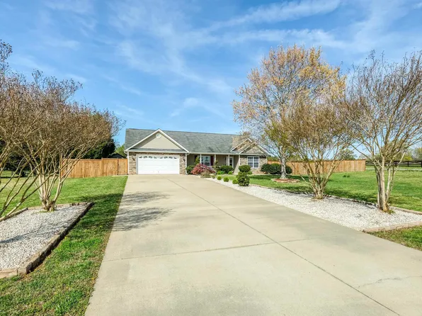 103 Inman Rd, Inman, SC 29349