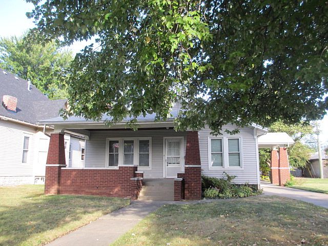 1st image of 2107 Frederica St